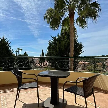 Casa Amalia Estômbar
